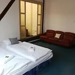 Hotel Club Trio