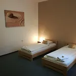 Club Trio Hotel 3*
