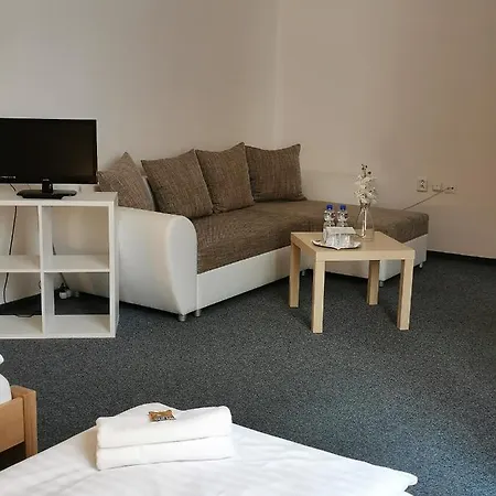 Hotel Club Trio 3*