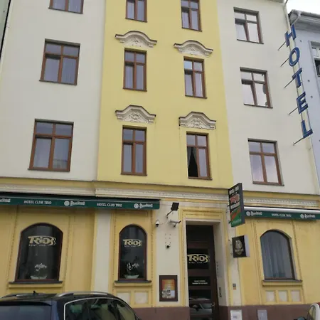 Club Trio Hotel