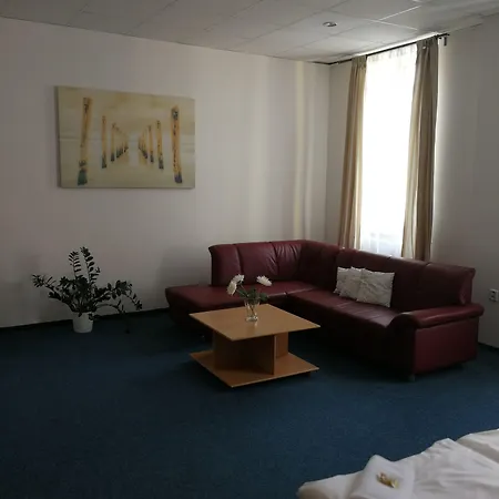 Hotel Club Trio 3*