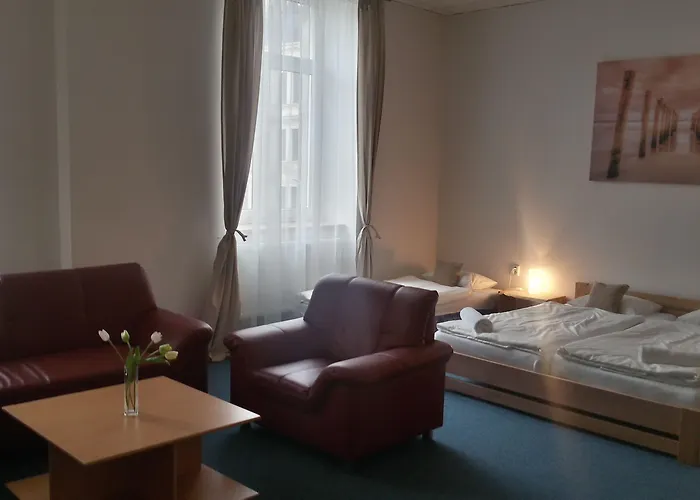 Club Trio Hotel