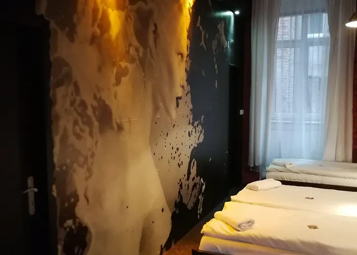 Club Trio Hotel