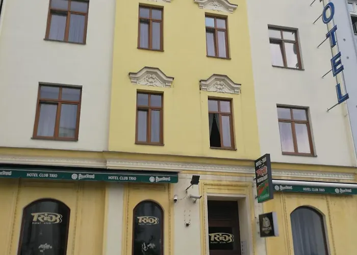 Club Trio Hotel
